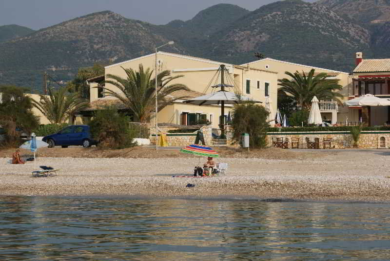 Beach Front Salvanos Acharavi  Buitenkant foto